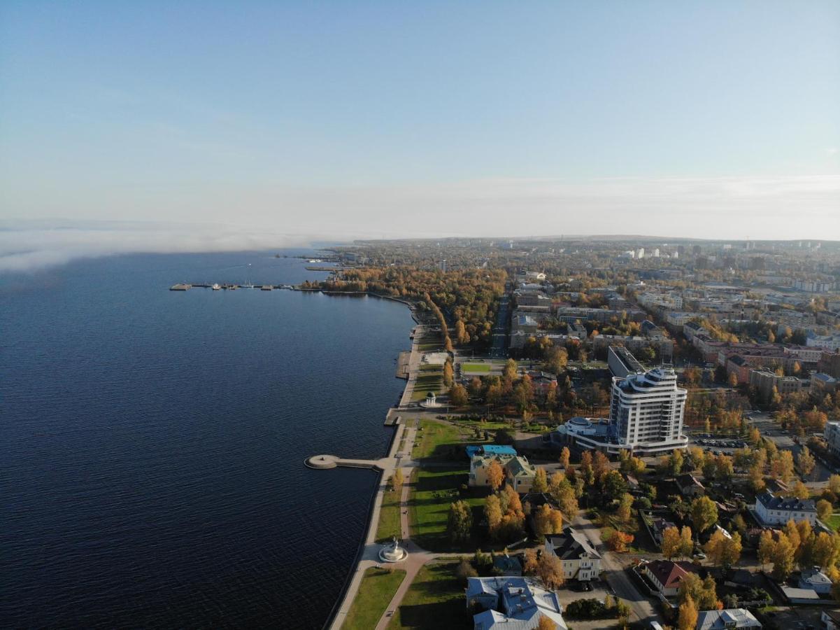 Cosmos Petrozavodsk Hotel Eksteriør bilde